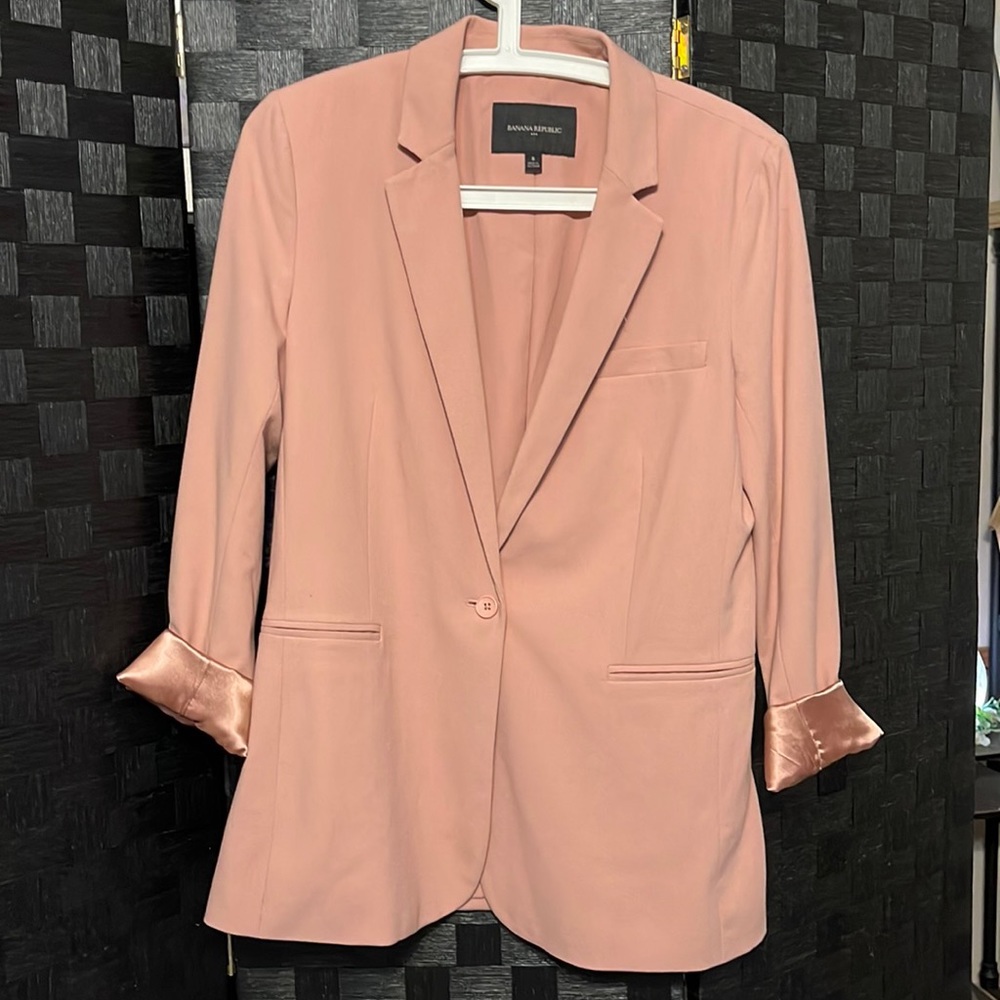 💎NEVER BEEN WORN💎Banana Republic Blush Blazer